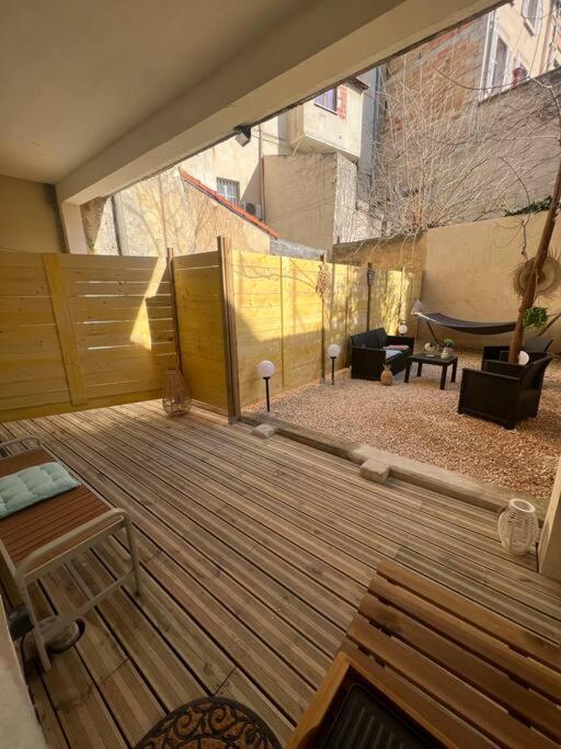 1 Intra-muros Avec Jardin * Avignon