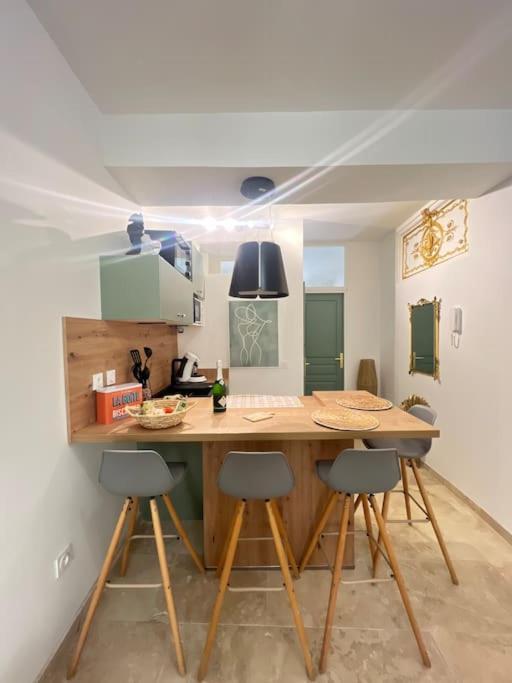 1 Intra-muros Avec Jardin Apartment